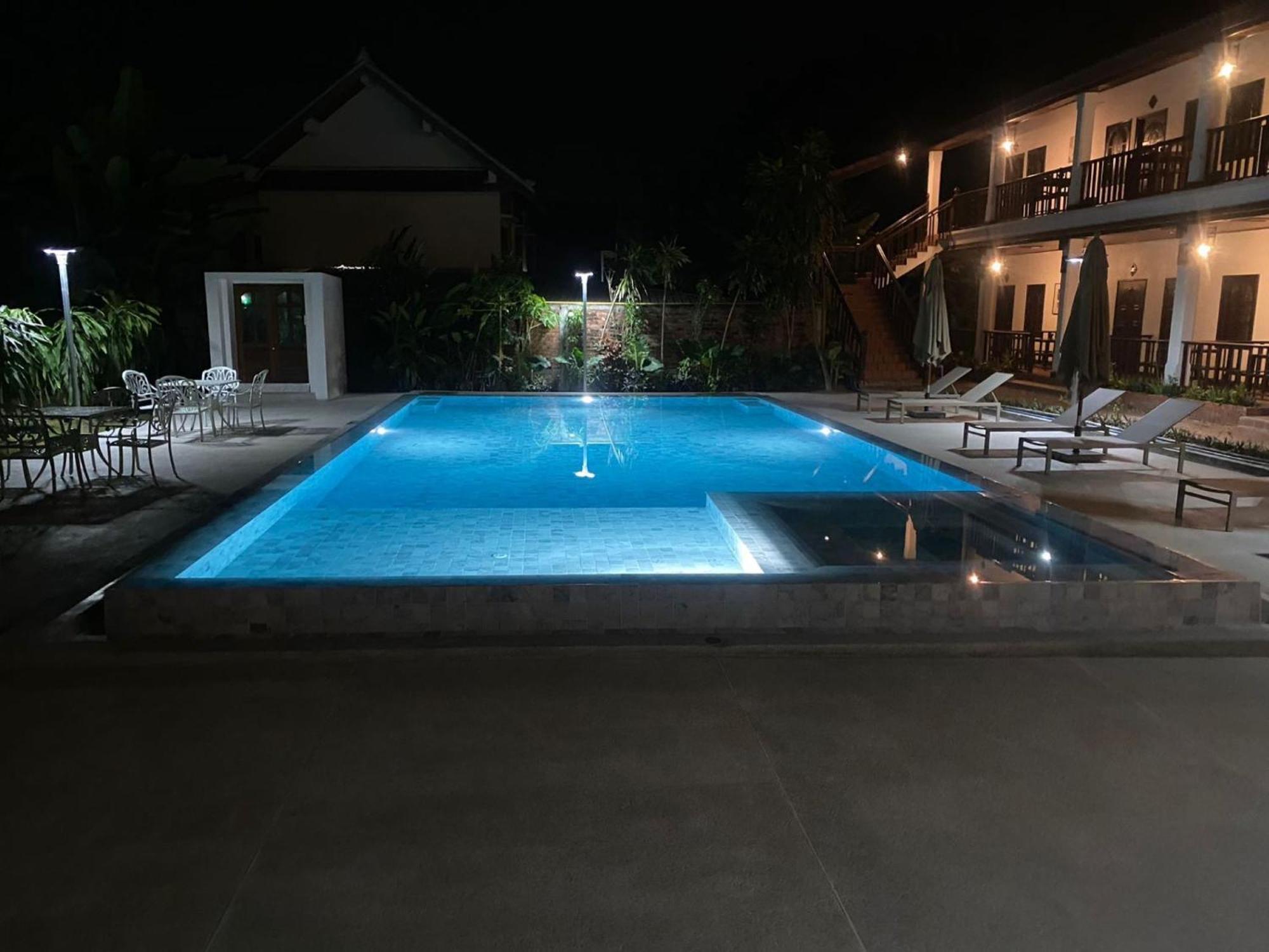 Vangsavath Hotel لوانغ برابانغ المظهر الخارجي الصورة