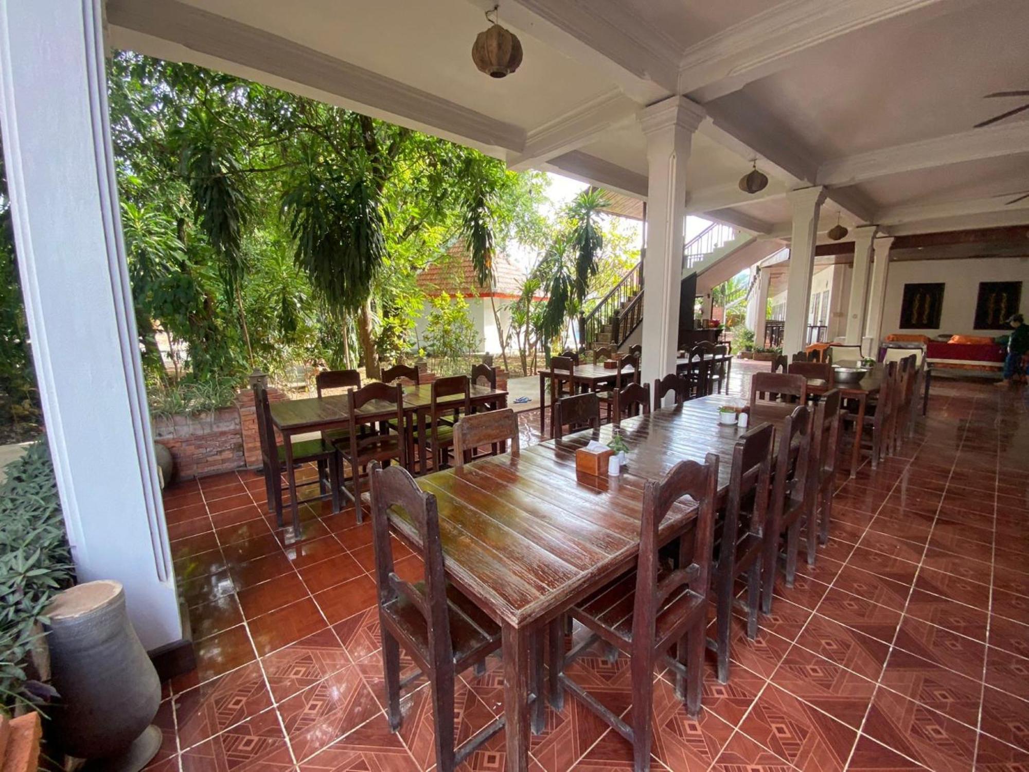 Vangsavath Hotel لوانغ برابانغ المظهر الخارجي الصورة